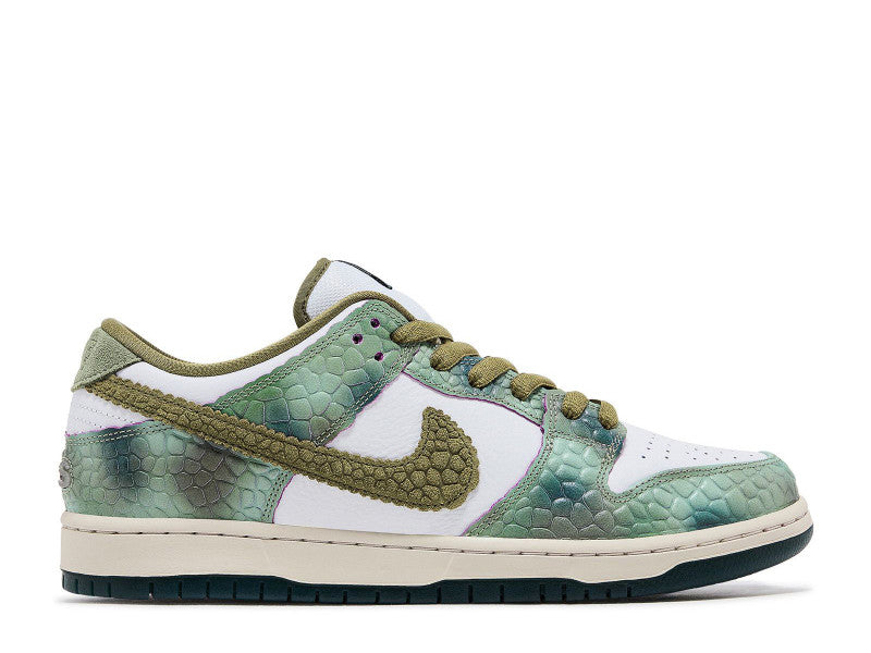 Nike SB Dunk Low Alexis Sablone Chameleon