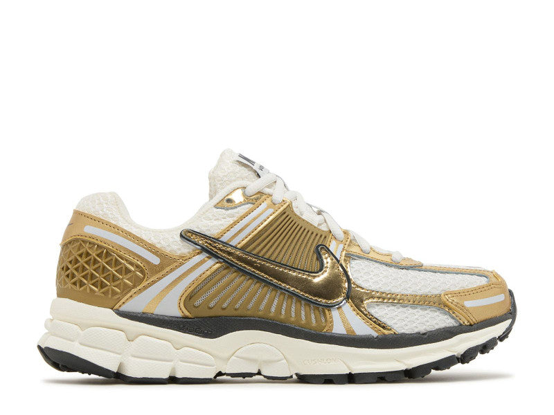 Nike Zoom Vomero 5 Metallic Gold (W)