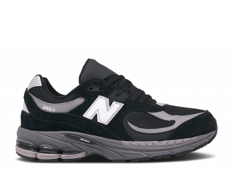 New Balance 2002R Black Silver Metallic