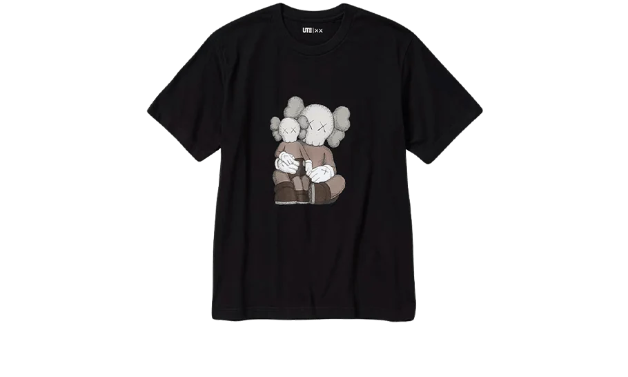 Uniqlo T-Shirt KAWS Black Graphic (Asian Sizing)
