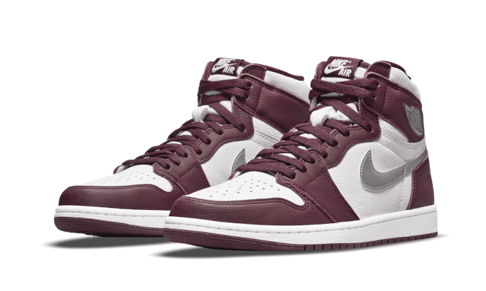 Air Jordan 1 Retro High OG Bordeaux - 555088-611