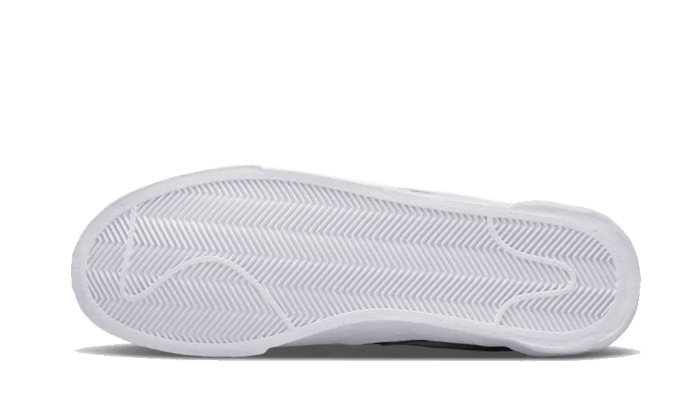 Nike Blazer Low Sacai White Patent - DM6443-100