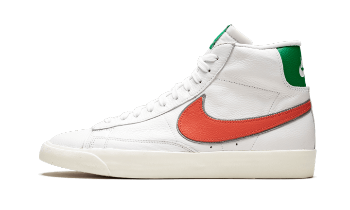 Nike Blazer Stranger Things Hawkins High School - CJ6101-100