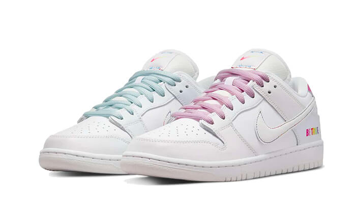 Nike SB Dunk Low Pro Be True - DR4876-100