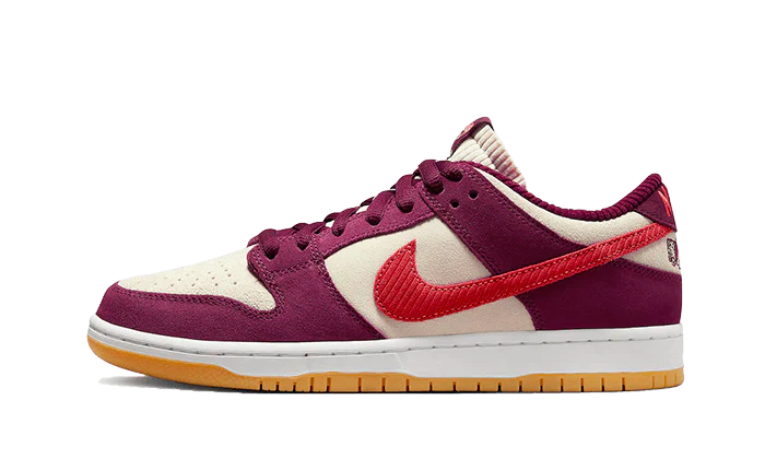 SB Dunk Low Skate Like A Girl Bordeaux - DX4589-600